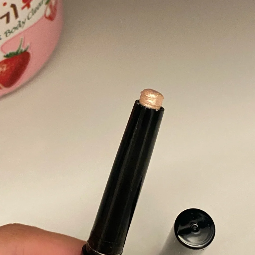 NWOT Bobbi Brown Long-Wear Cream Shadow Stick - shade name sun pearl